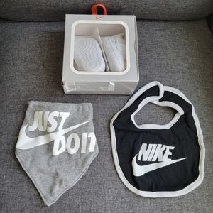 Nike Baby Bundle